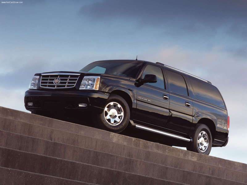 Cadillac-Escalade_ESV_2003_800x600_wallp