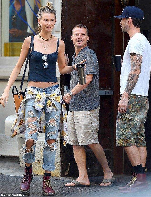 try this boy-ish look from Behati Prinsloo