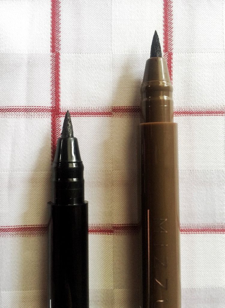 marker eyeliner